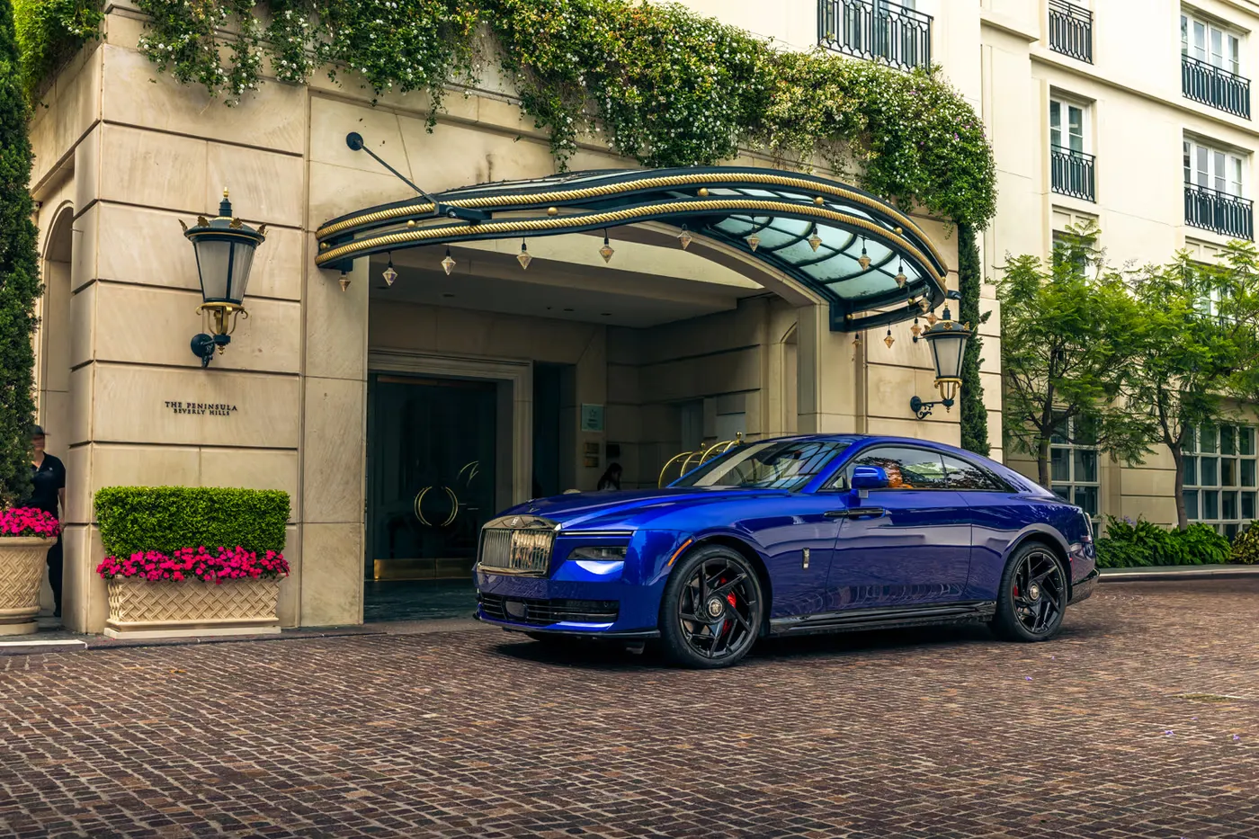 Rolls-Royce May Have Built Its First Sports Car With the Black Badge Spectre