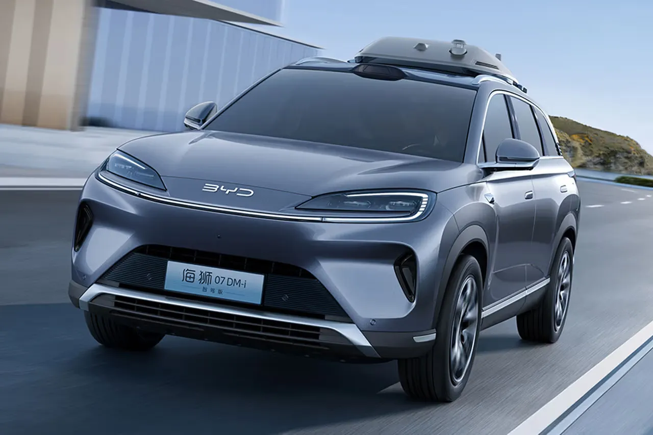 BYD and DJI Reveal Roof-Mounted Drone System