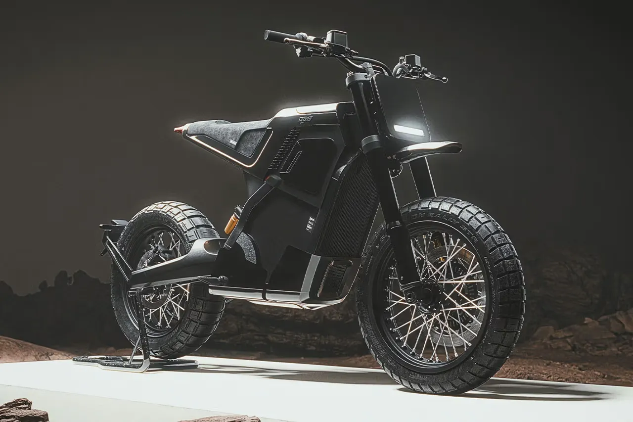 Meet the DAB 1αX: An Electric Scrambler for Street and Trail