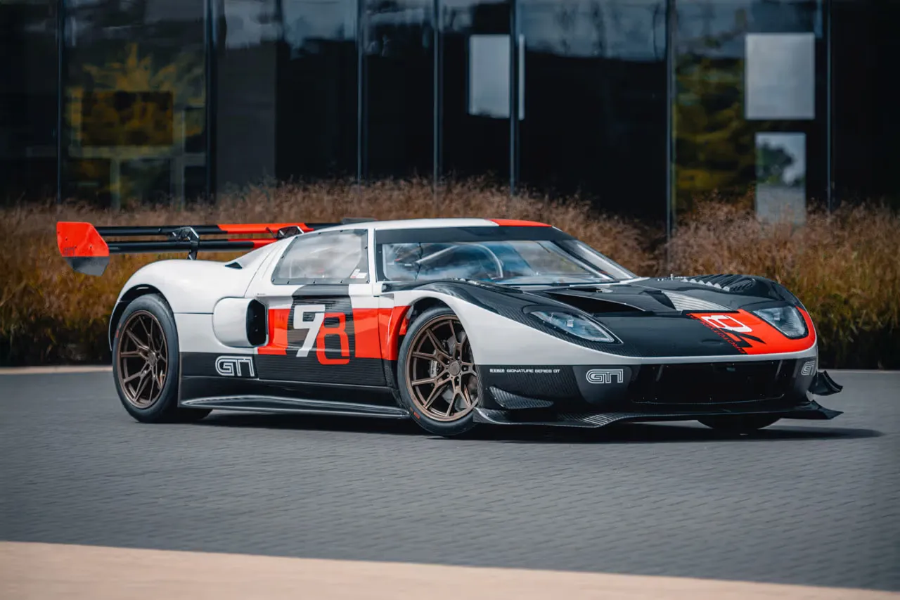 Lynx Motors’ GT1 “Eau Rouge” Ford GT Restomod Packs 1,400 HP in a Le Mans-Inspired Build