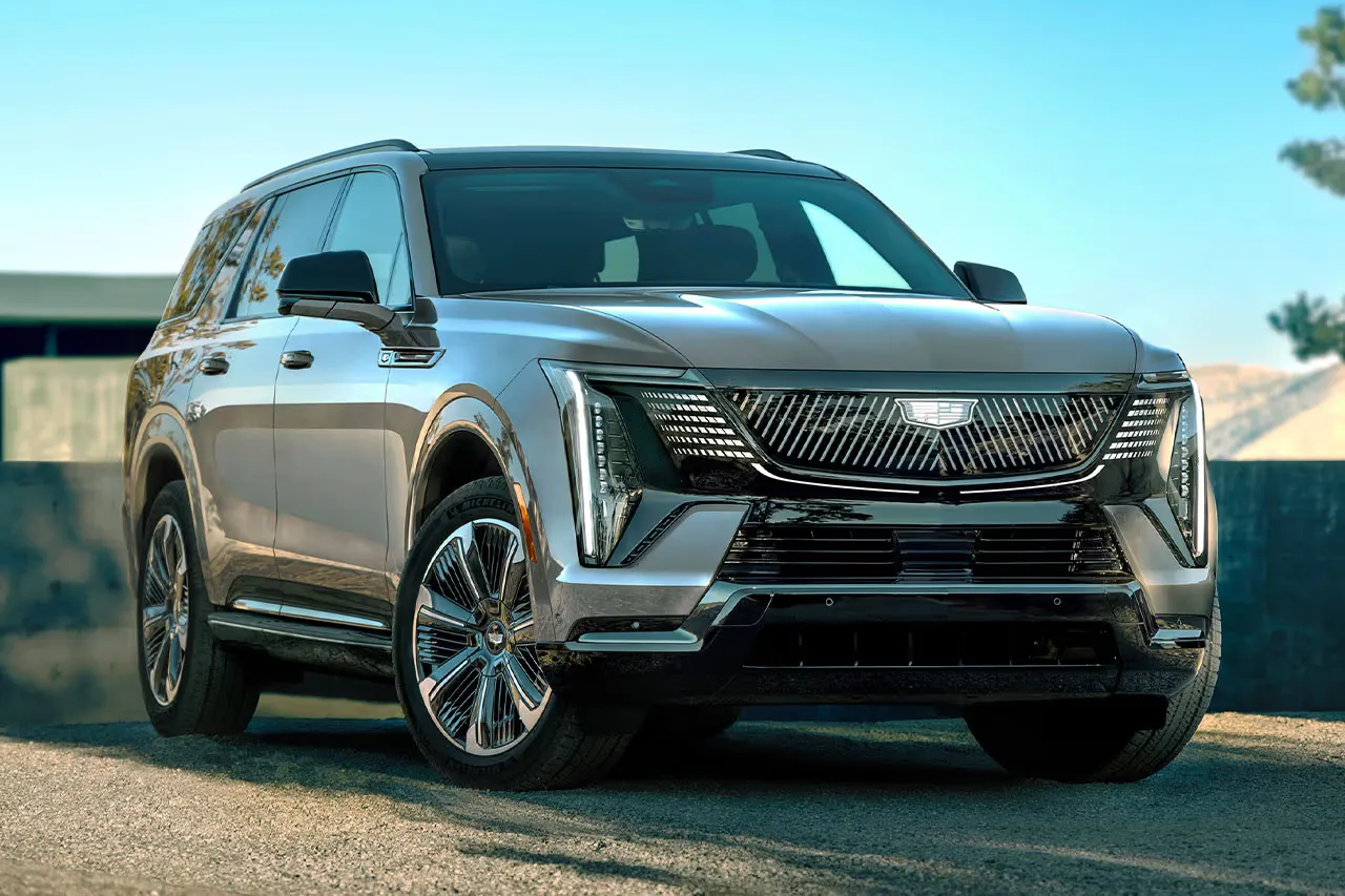 Cadillac Introduces 750 HP All-Electric Escalade IQL