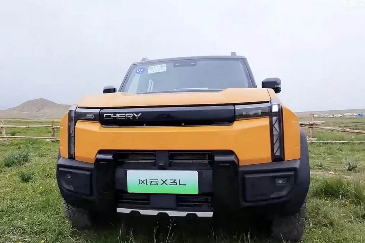 The Chery Fulwin X3L unveiled, another boxy model. Is there potential for the 1.5T range extender?
