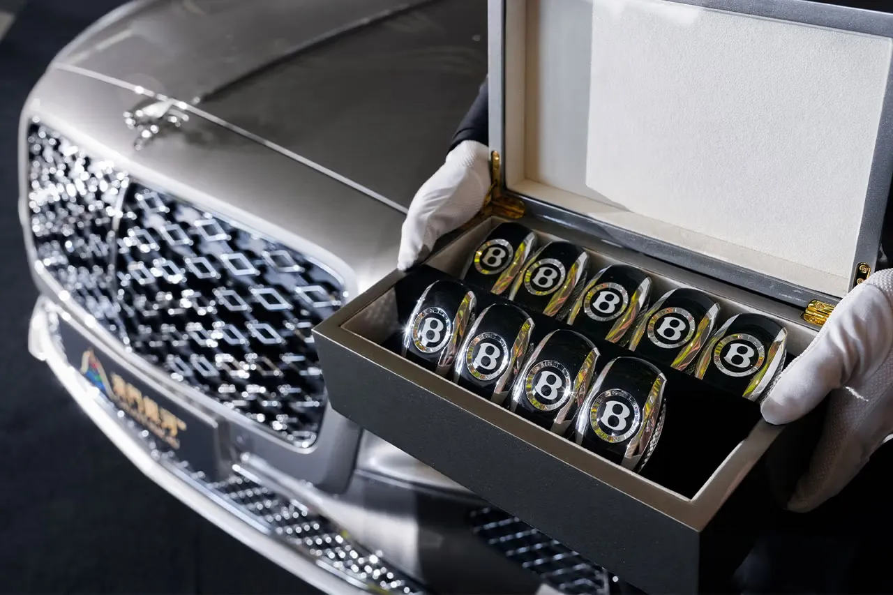 Bentley Delivers Largest Fleet of Bespoke Flying Spurs to Galaxy Macau