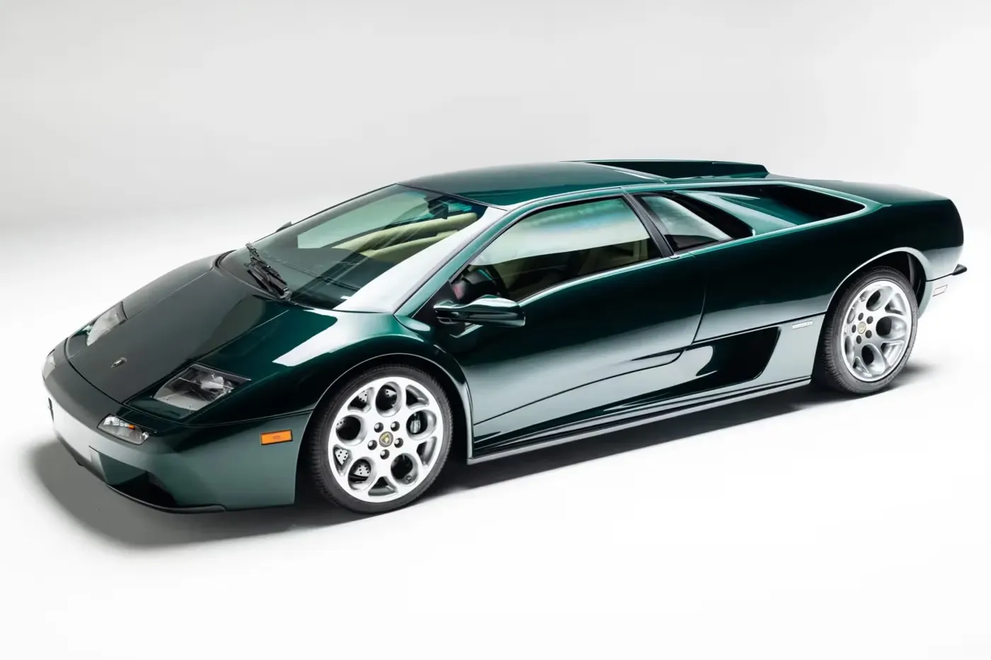 Rare 2001 Lamborghini Diablo VT 6.0 Supercar Hits the Auction Block