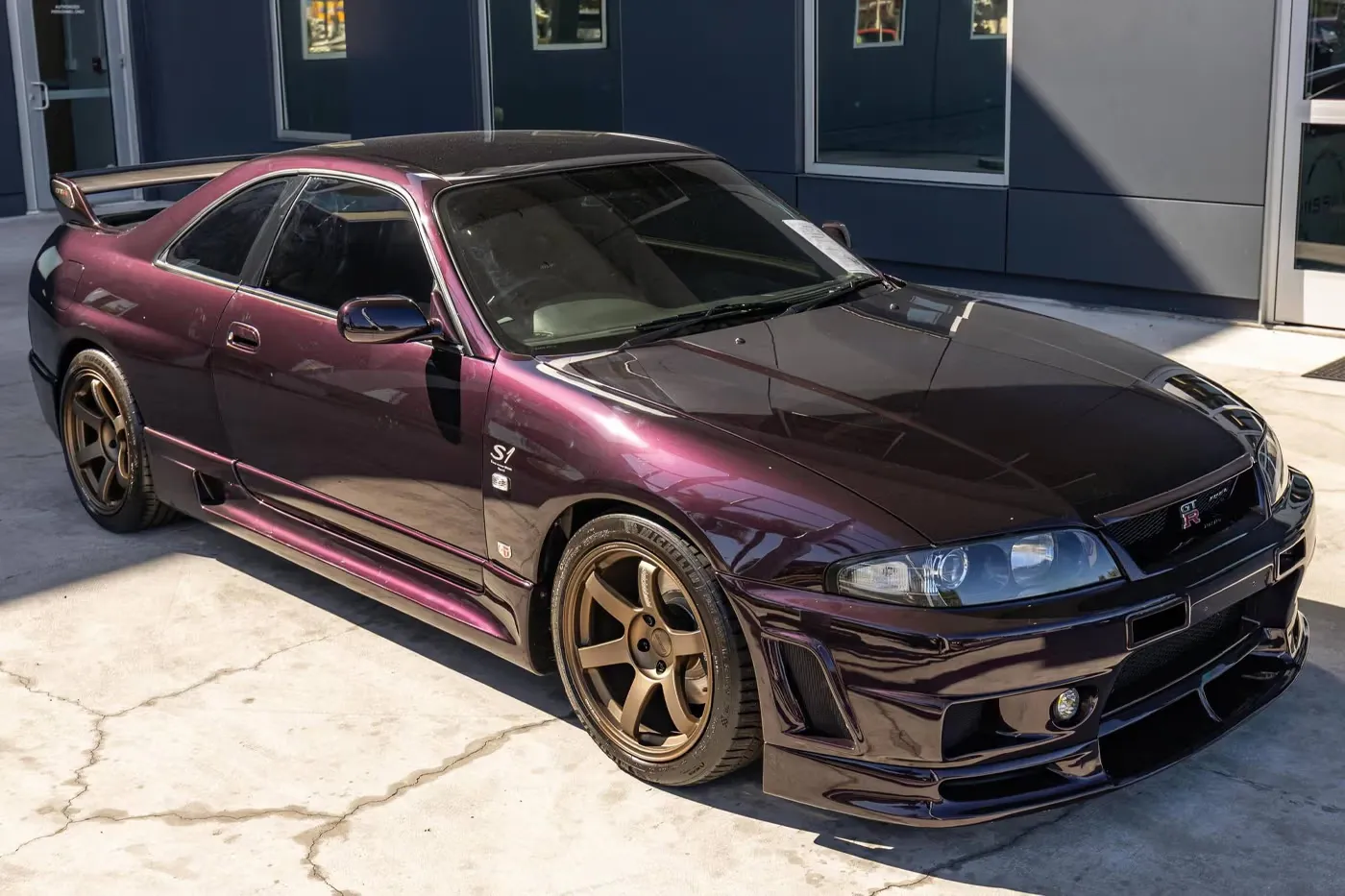 Rare R33 Nissan Skyline GT-R NISMO S1 Hits Auction in Iconic Midnight Purple