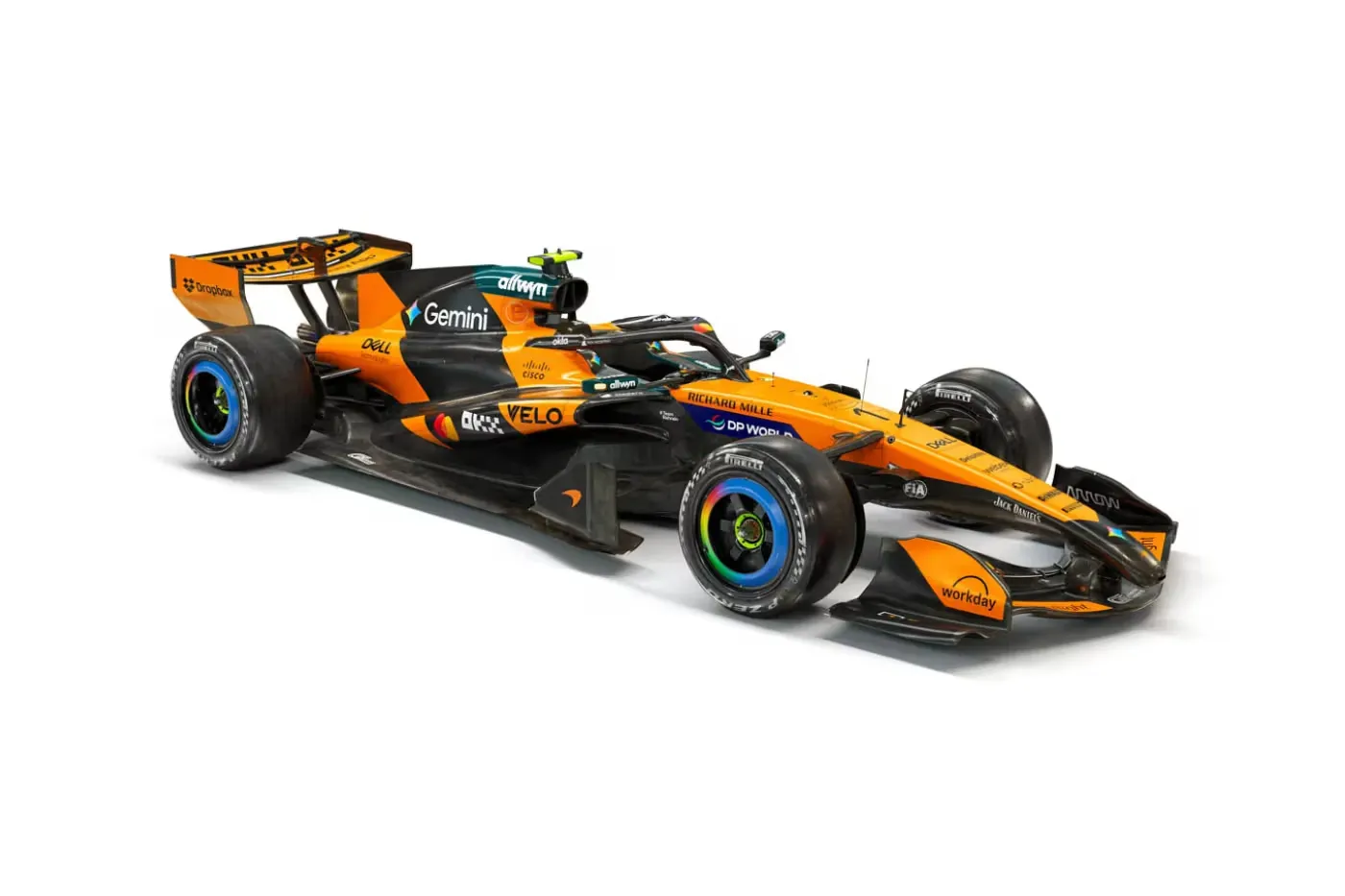 McLaren Unveils MCL40 in “Papaya” Colorway for F1 2026
