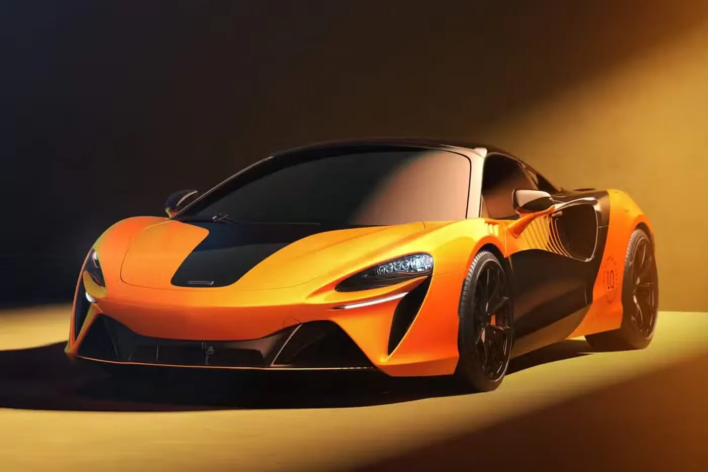 McLaren Honors 10th F1 Title With Artura Spider MCL39 Championship Edition