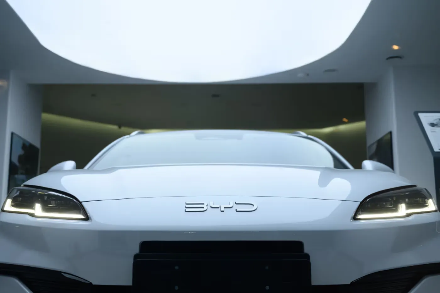 BYD Overtakes Tesla as World’s Leading EV Seller