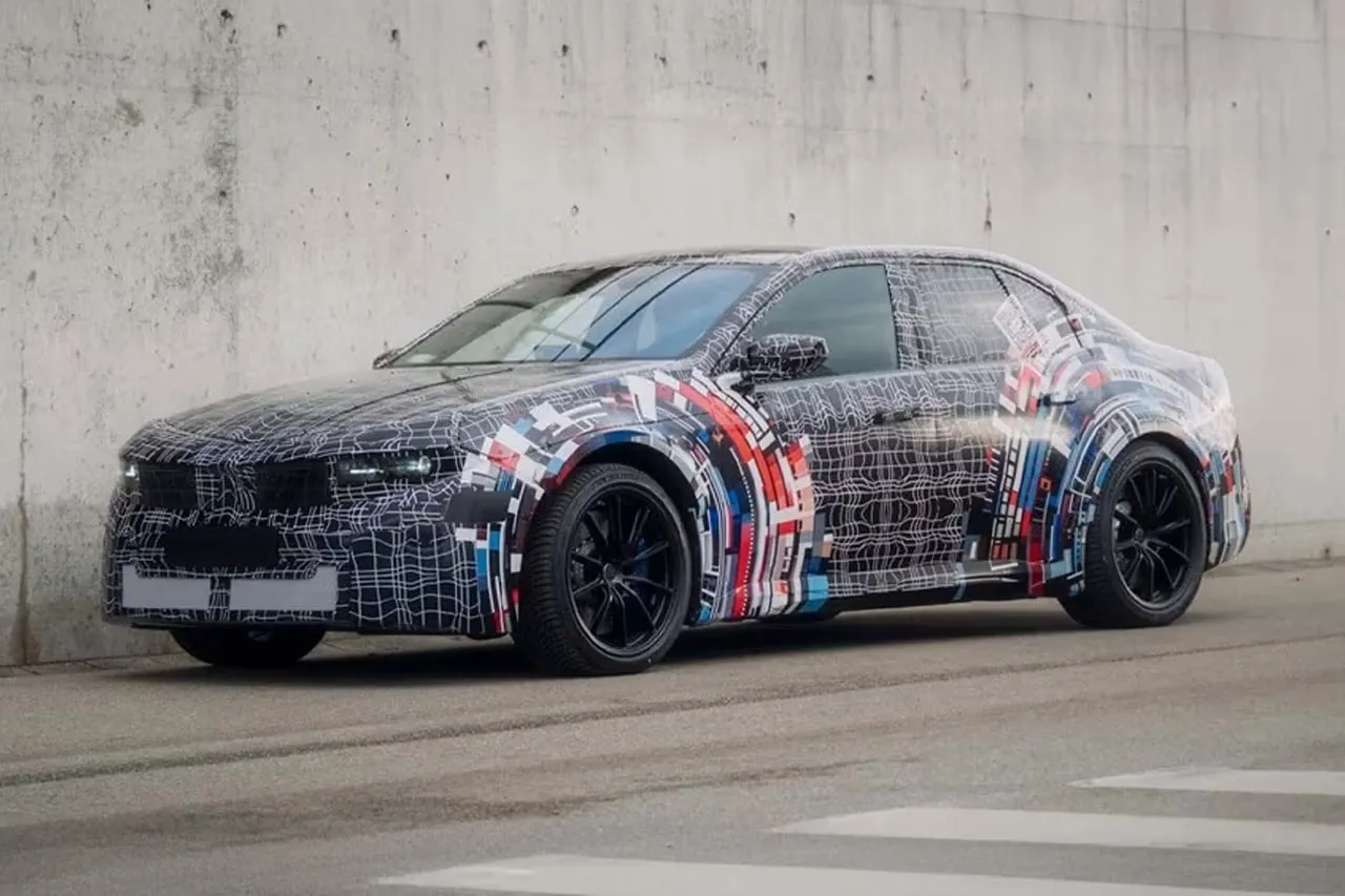 BMW Teases All-Electric M3