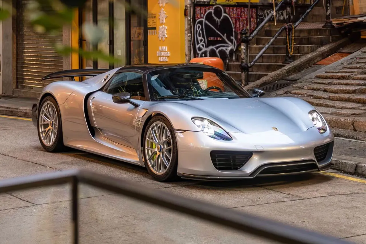 Like-New Porsche 918 “Weissach” Spyder Surfaces at Auction