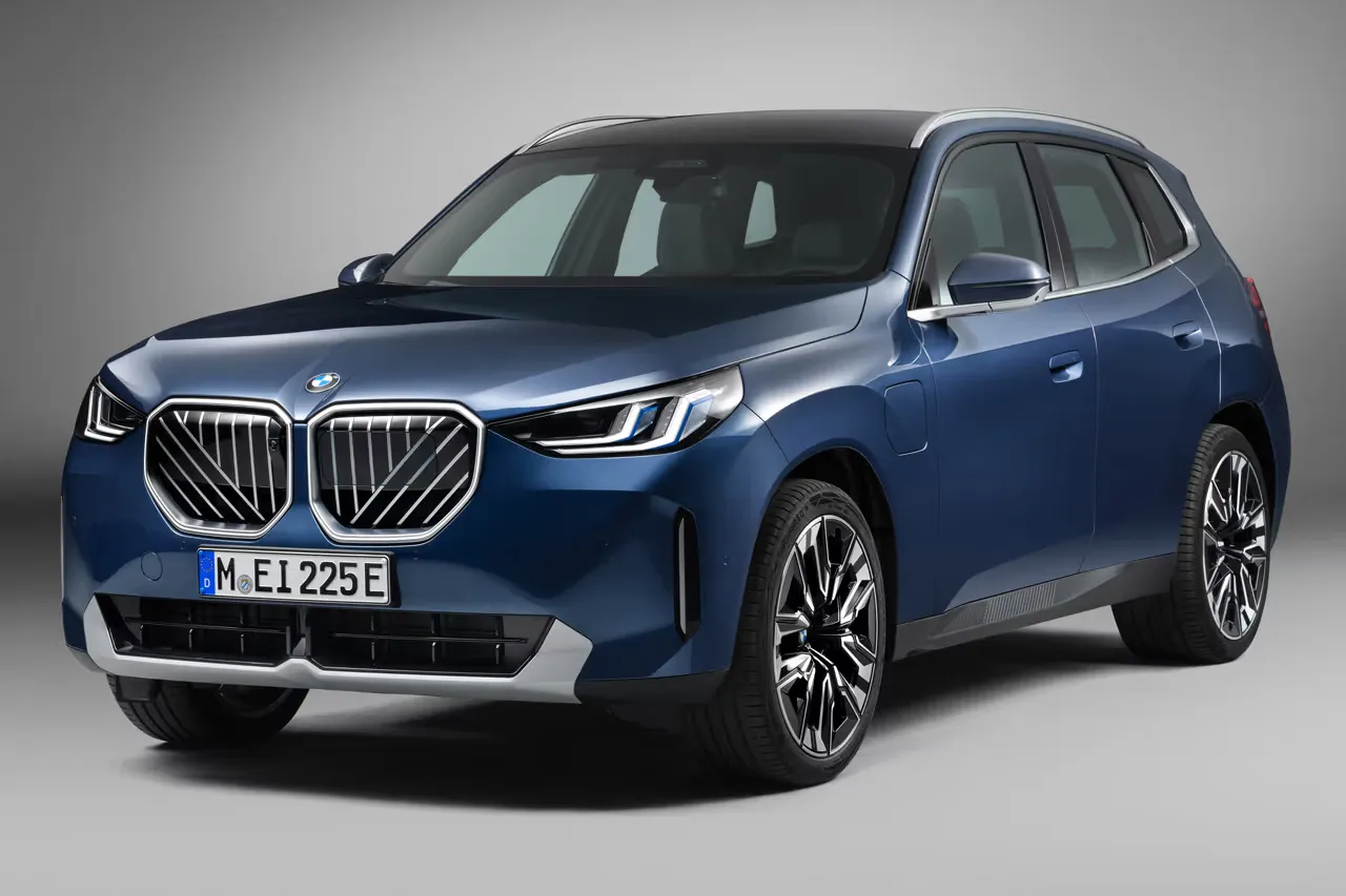 BMW Introduces a New Diagonal Grille Design on the 2025 X3