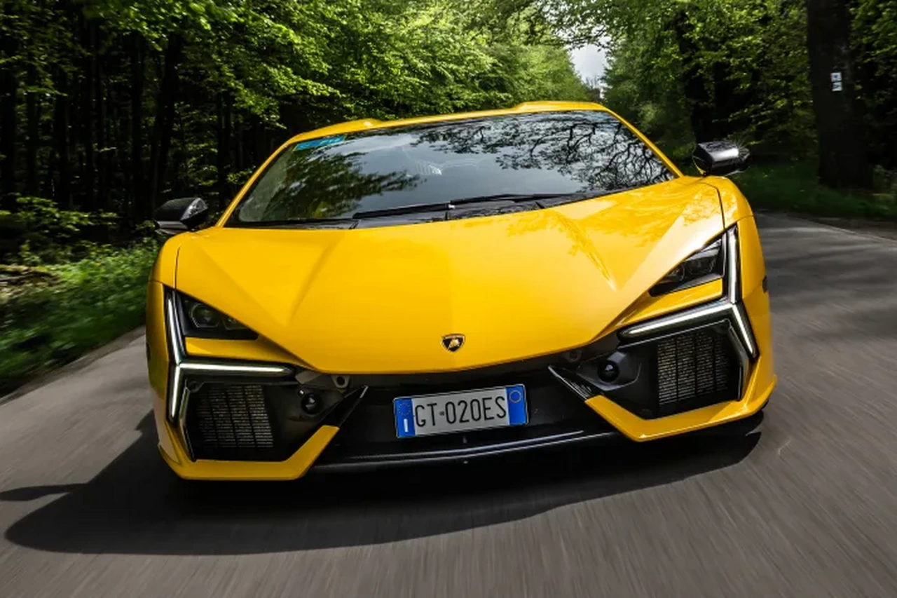 Lamborghini CEO: no Chinese car brand is a threat to us