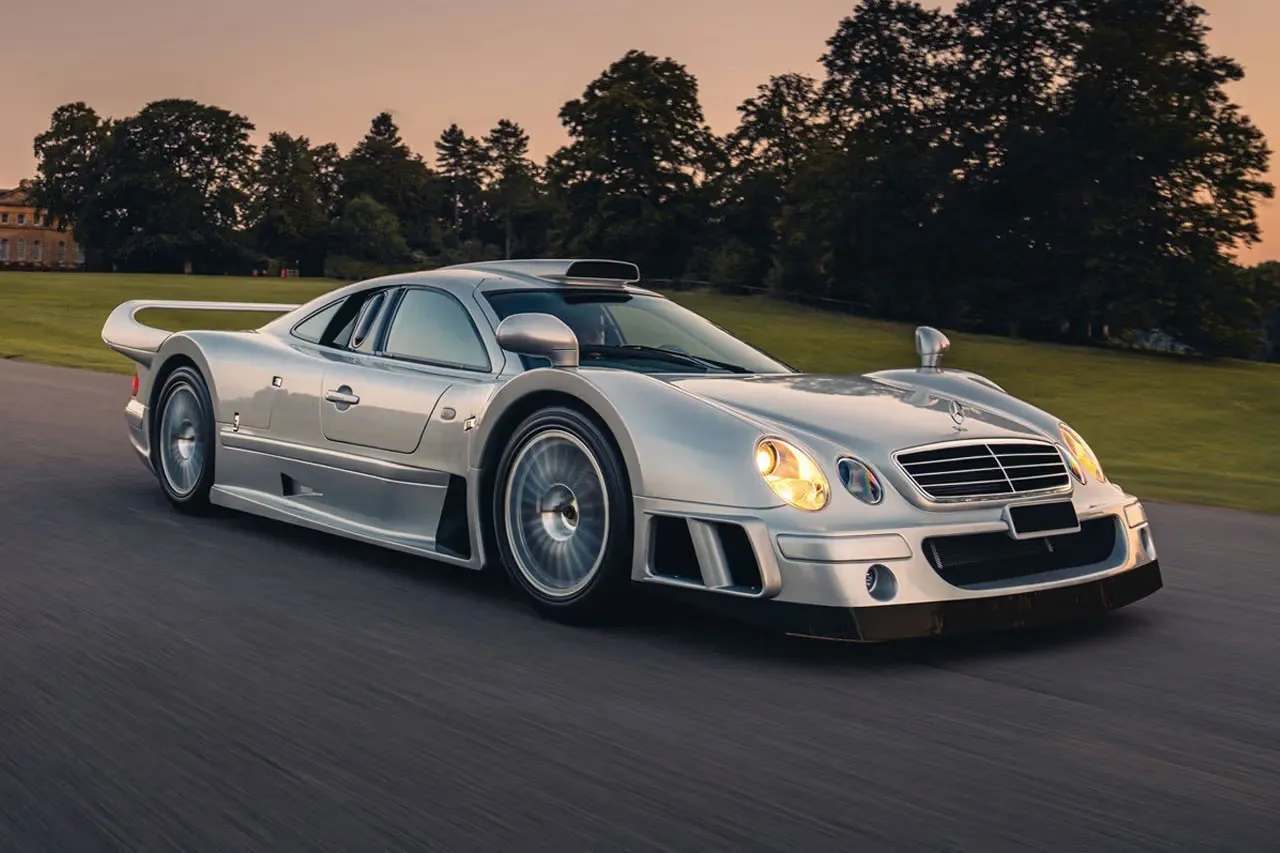 RM Sotheby’s to Auction Two Extremely Rare Mercedes-Benz CLK GTRs