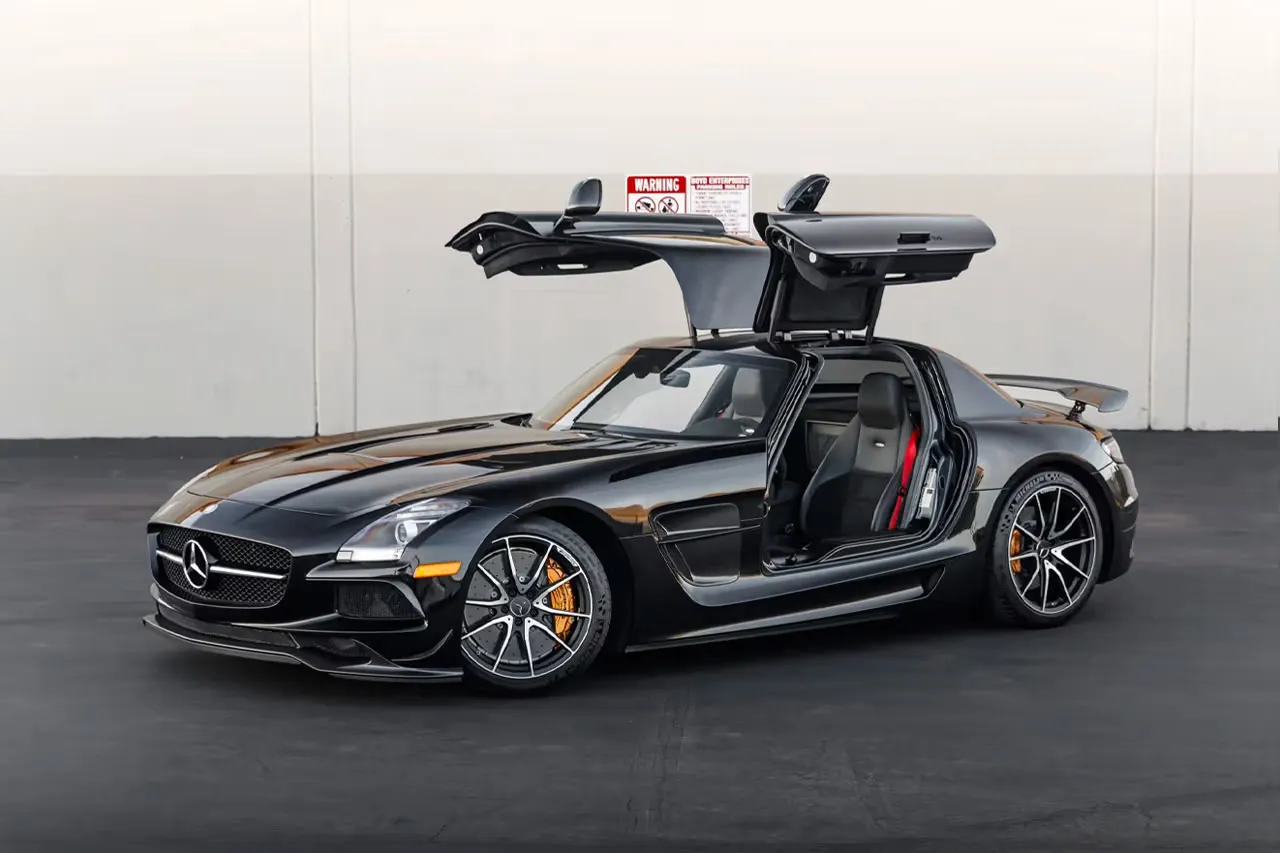 Stunning 2014 Mercedes-Benz SLS AMG Black Series Surfaces at Auction