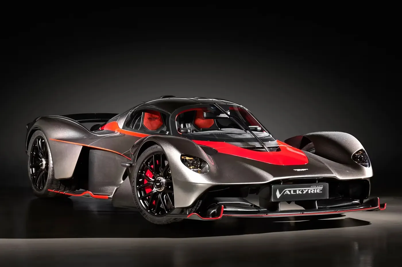 Three of the World’s Most Coveted Hypercars Set to Stun Dubai in Historic RM Sotheby’s Auction