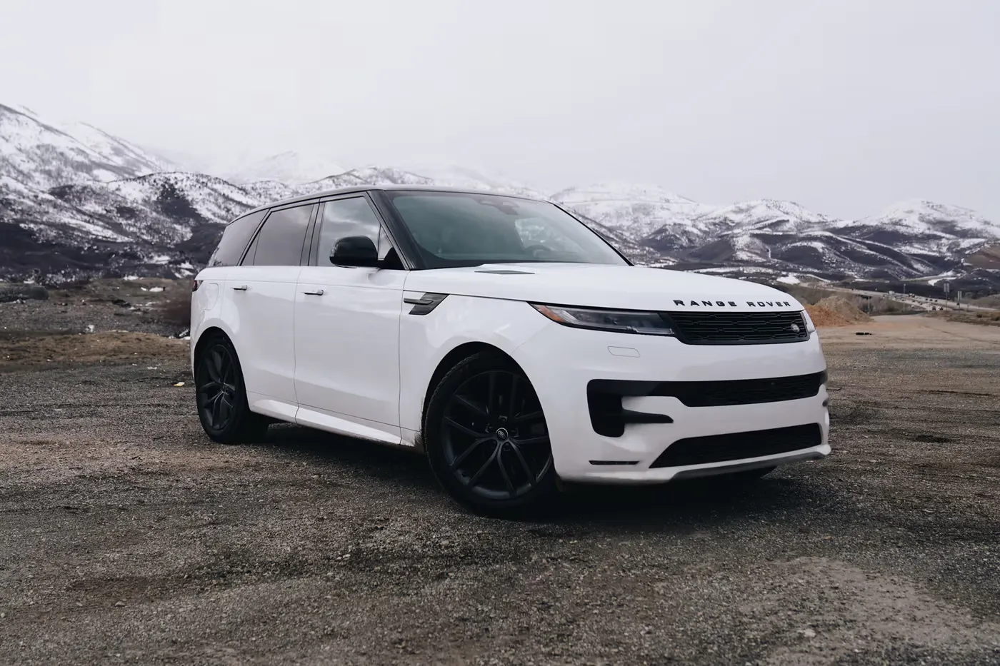 A Closer Look at the 2024 Land Rover Range Rover Sport