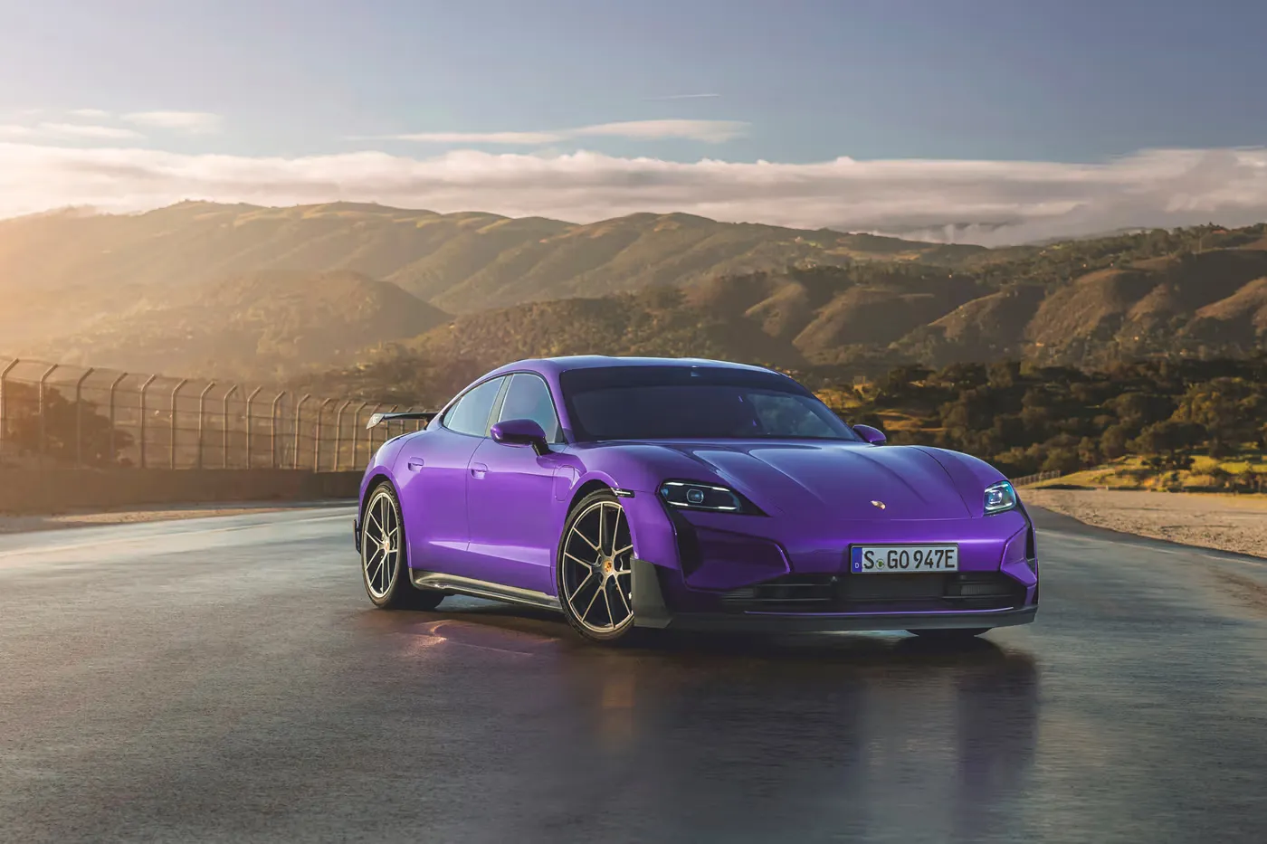 Porsche Introduces the Ultra-High Performance Taycan Turbo GT