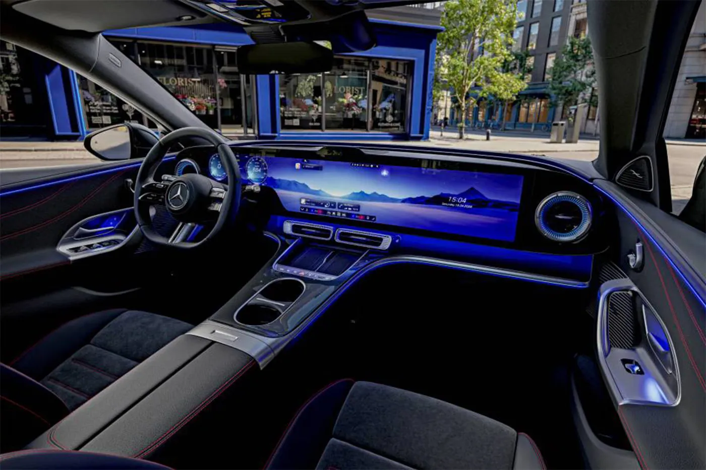 Mercedes-Benz to Bring Back Physical Cabin Controls Across Future Models
