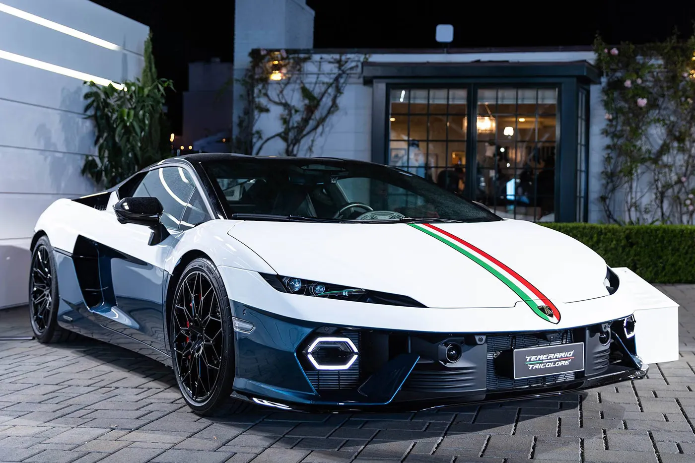 Lamborghini Revives the Tricolore Name With a One-Off Temerario Paying Homage to the Italian Flag