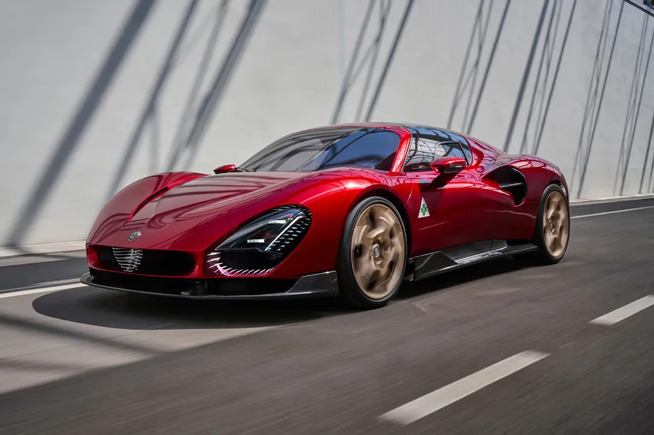 Alfa Romeo Brings the Legendary 33 Stradale Back to Life