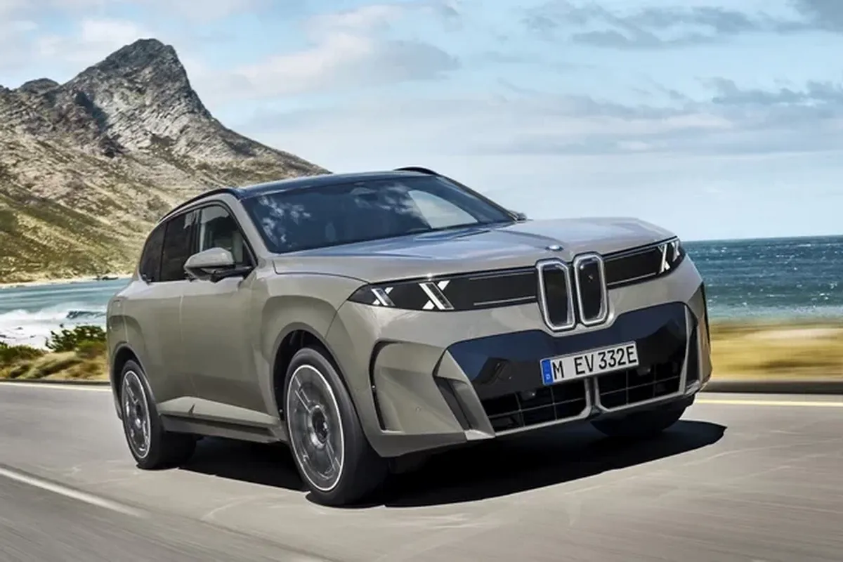 BMW’s X5 finally goes electric with an impressive 435 miles of range