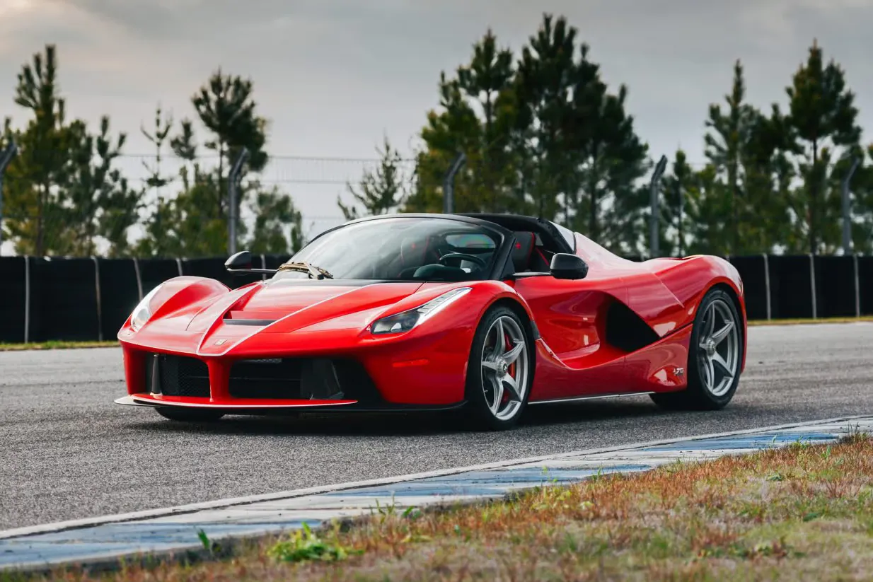 One-of-210 Ferrari LaFerrari Aperta to Fetch Over $5M USD at Auction