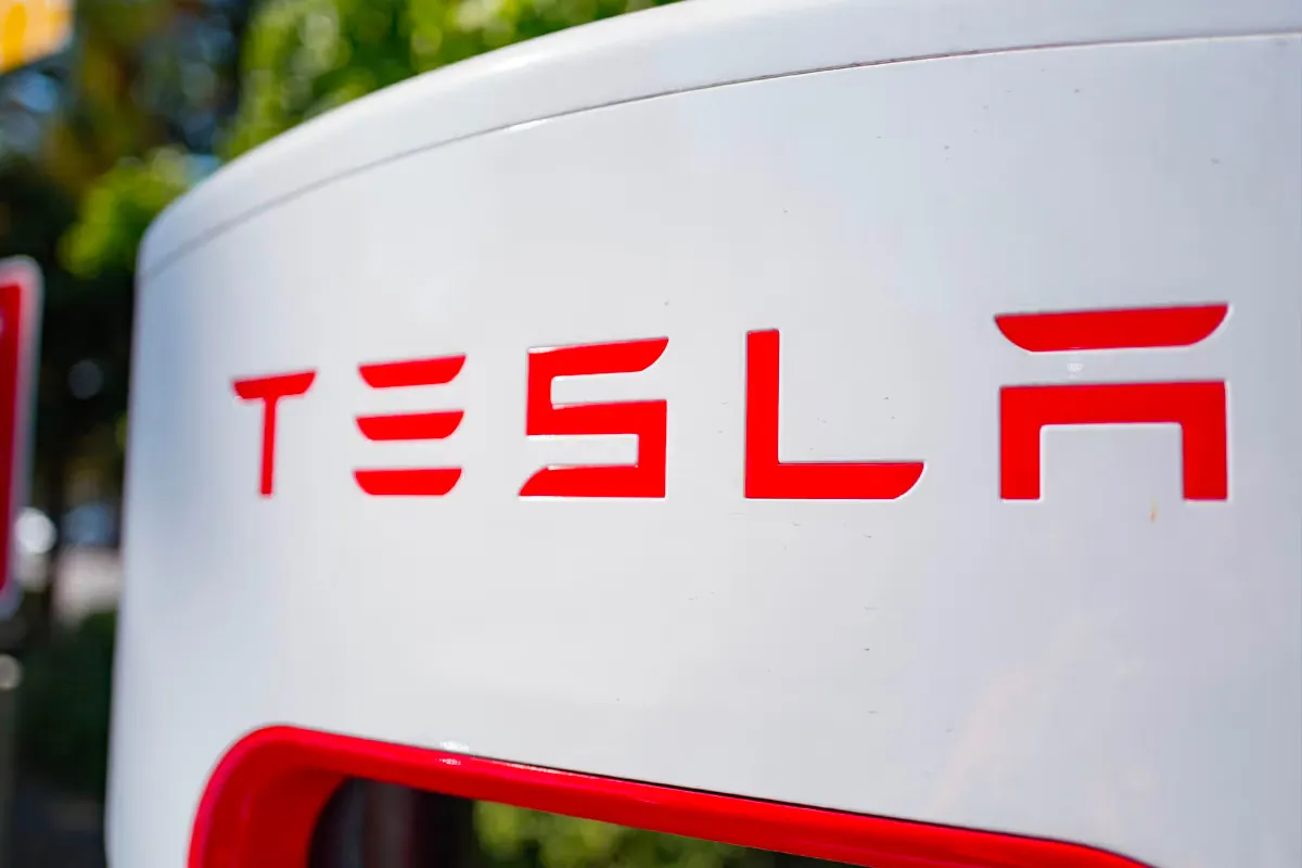 Tesla Earnings in Profits Decline Quarterly